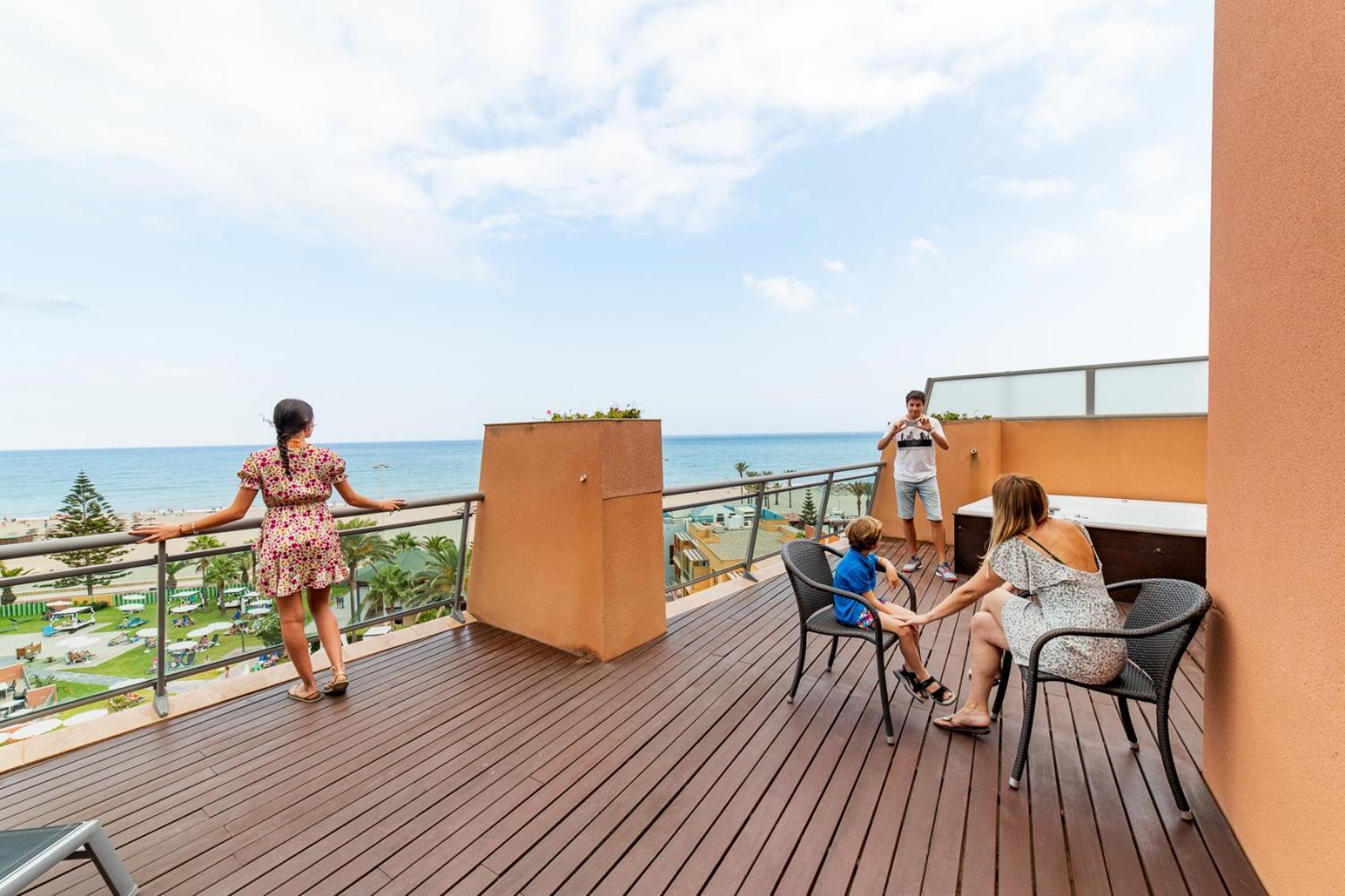 Protur Roquetas Hotel & Spa Рокетас де Мар Екстериор снимка